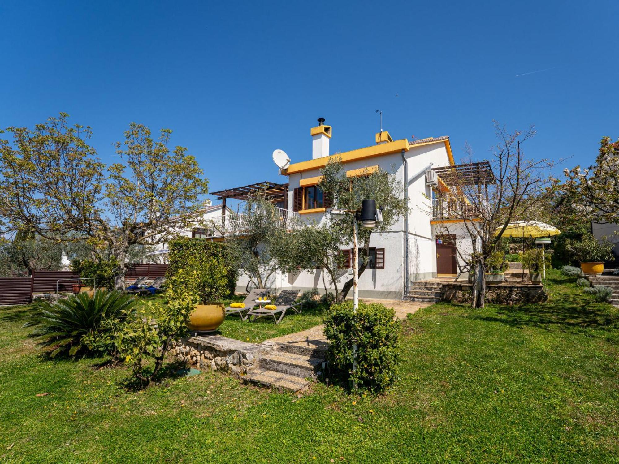 Apartment Jurkovic - Nji100 By Interhome Njivice Εξωτερικό φωτογραφία