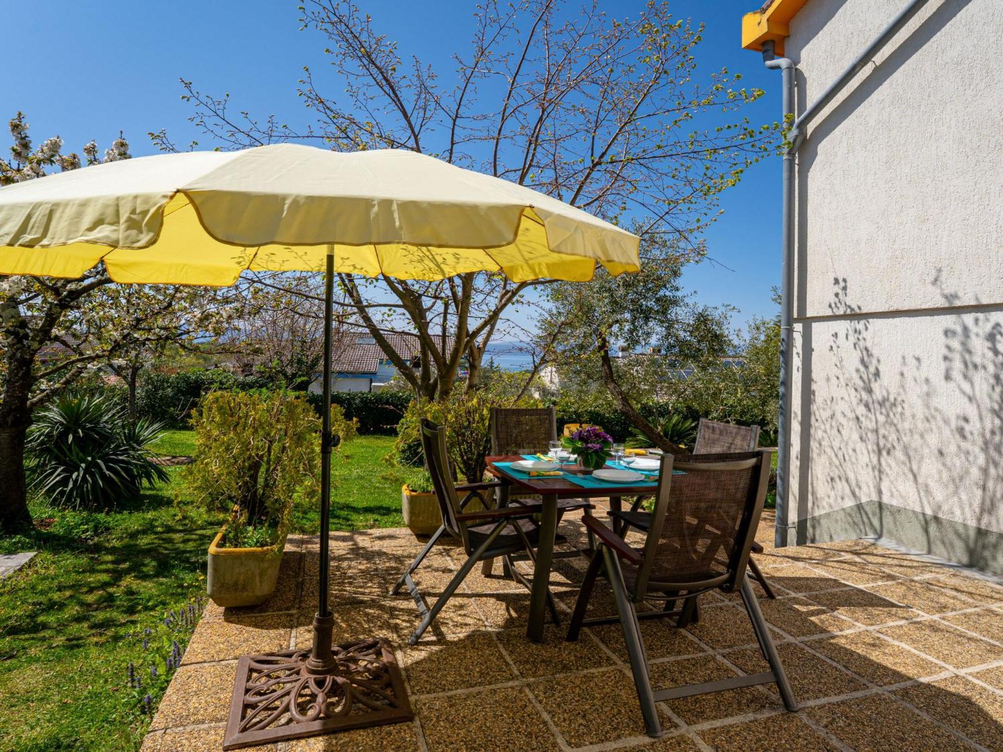 Apartment Jurkovic - Nji100 By Interhome Njivice Εξωτερικό φωτογραφία