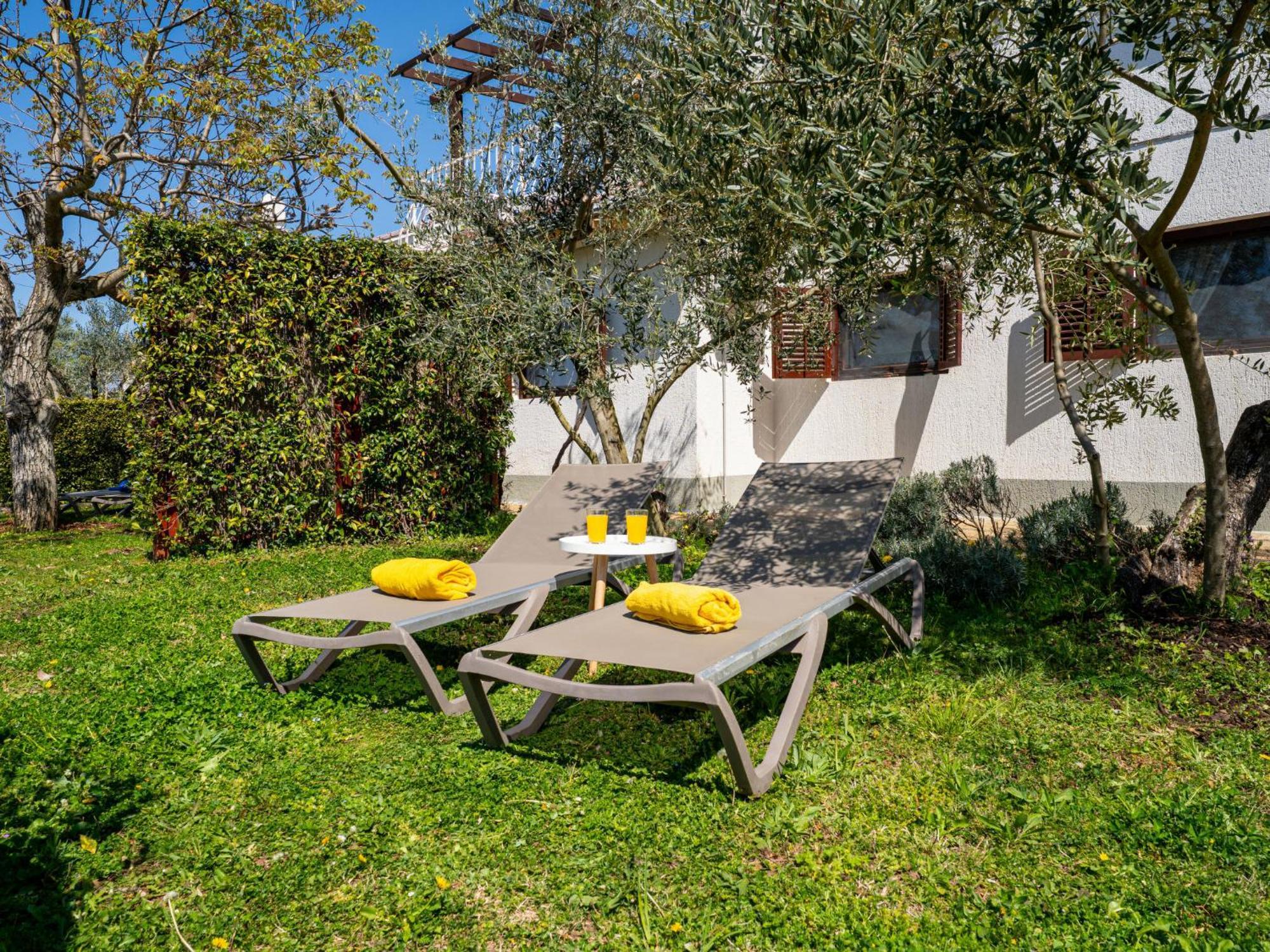 Apartment Jurkovic - Nji100 By Interhome Njivice Εξωτερικό φωτογραφία